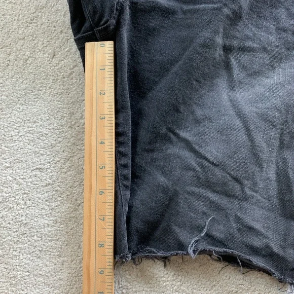 Madewell 9" Denim Shorts‎ in Everton Wash Mens 36 Black Raw Hem Summer Outdoor - Picture 6 of 12